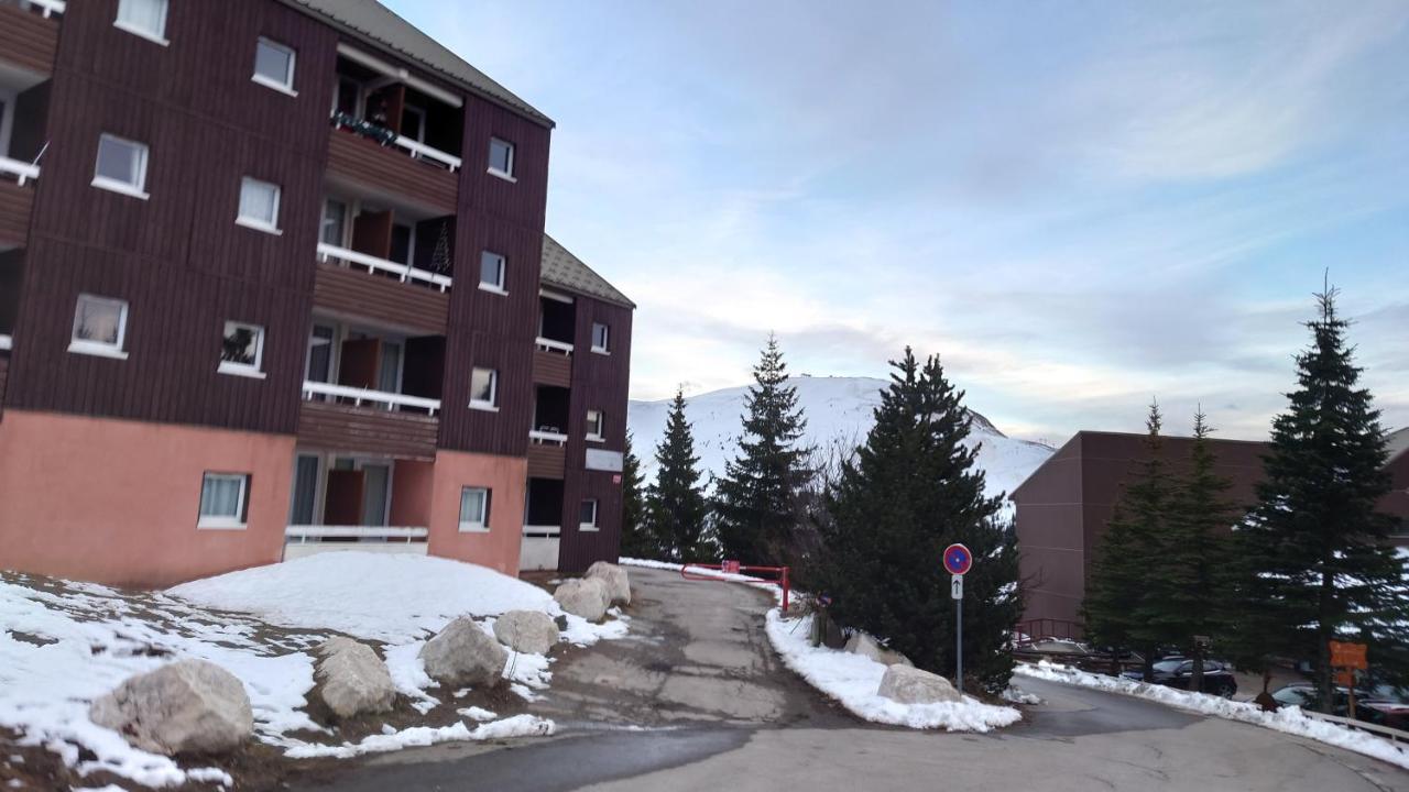Les Aiguilles D'or Alpe d'Huez